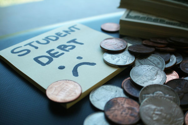 Virginia Lawmakers Urged to Tackle Student Loan Crisis