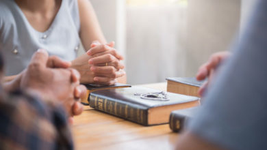 ACLU Sues TN School District Over Official Prayers